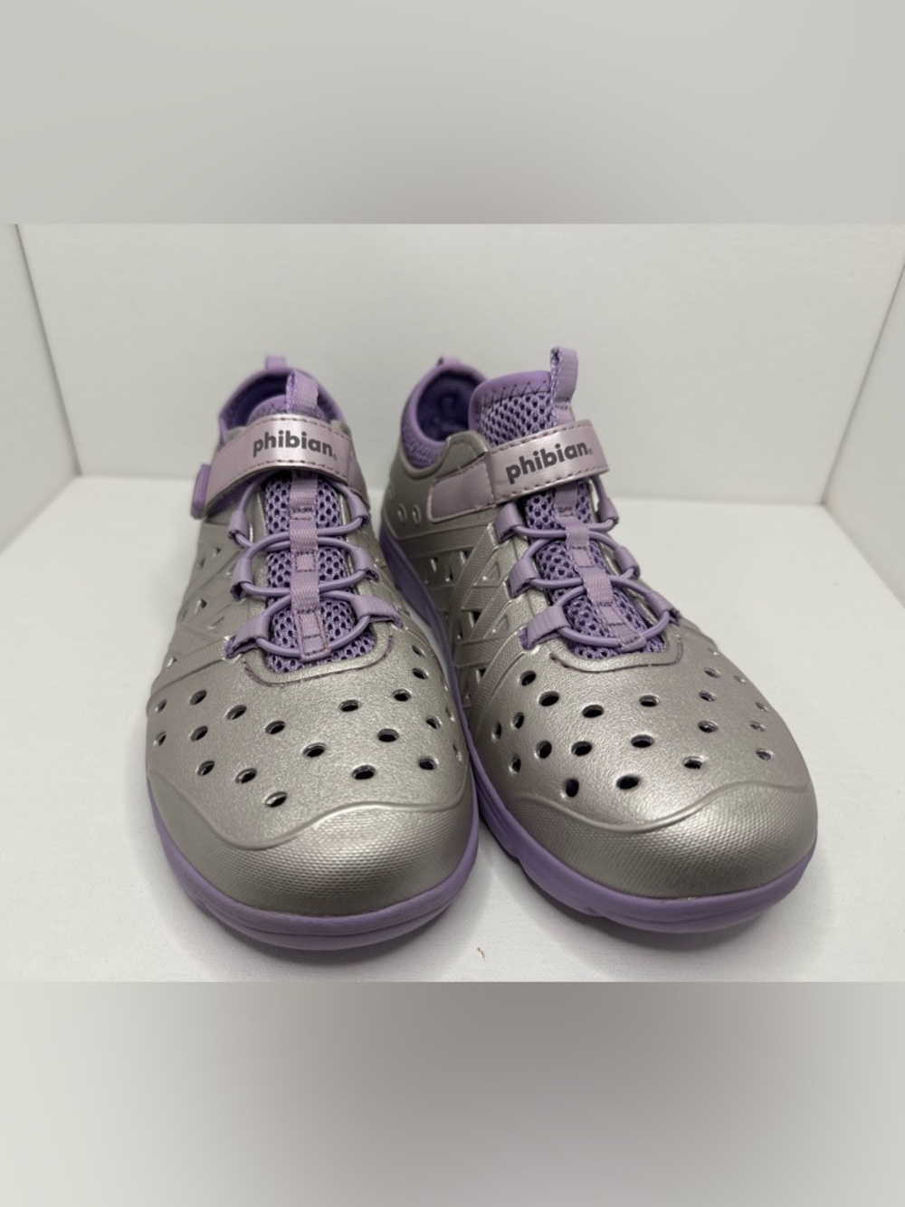 Stride Rite Made2Play Phibian Girls' Silver and Lavender Sneakers